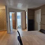 Semesterbostad 4 Star In Hals