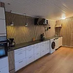 Semesterbostad 4 Star In *